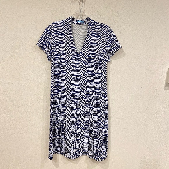 J. McLaughlin Ivana Dress Women's Size Medium Blue White Zebra Print Preppy - Picture 2 of 5